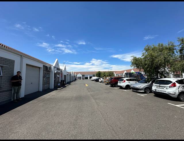 100M² OFFICE TO LET IN MARCONI BEAM INDUSTRIA